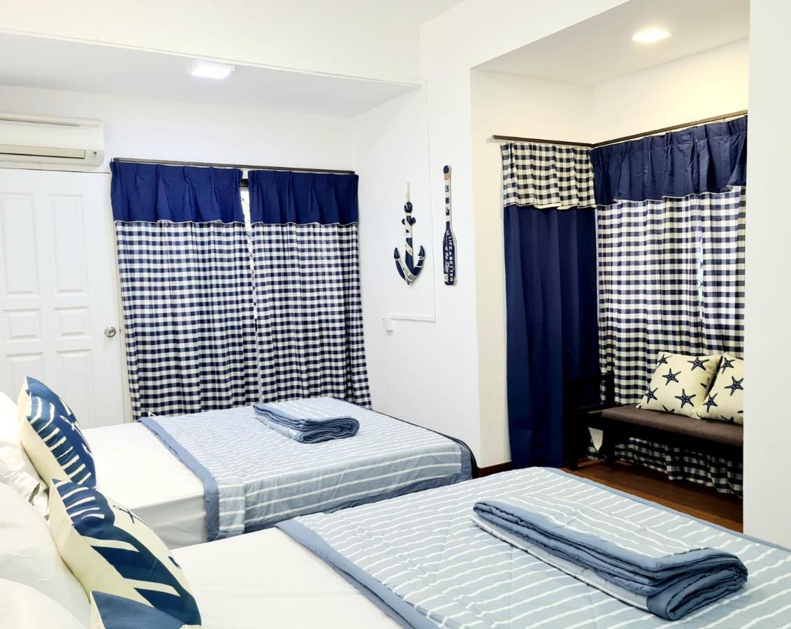 527 Beachhouse L 5 Bedroom With Swimming Pool - 3Min Walk To The Beach Tanjung Bungah  Exterior photo